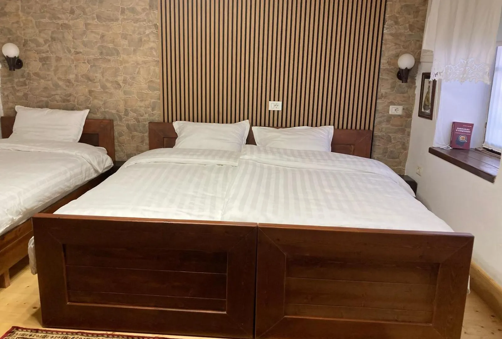 Guest house Old Town Guesthouse Guri Berat
