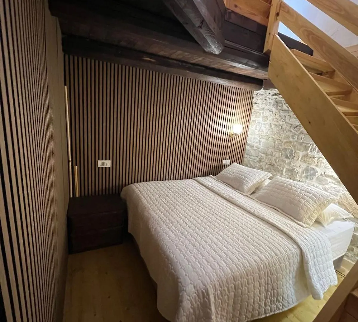 Old Town Guesthouse Guri Berat Guest house