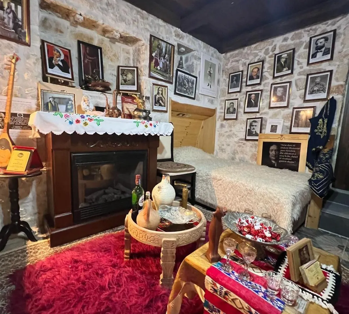 Old Town Guesthouse Guri ベラト