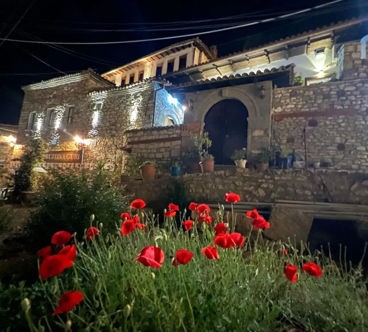 Old Town Guesthouse Guri Berat 0*,  Albania
